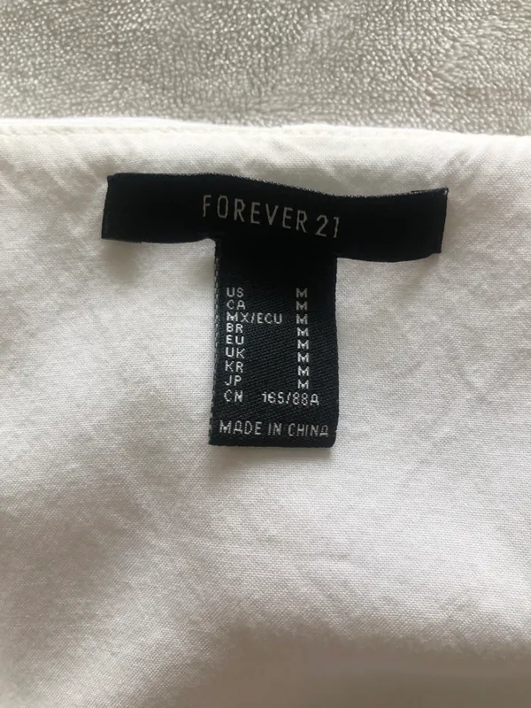 Forever 21 White Cropped Top - Image 3