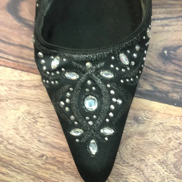 Metaphor sz 9 black w/ sequins women shoes - Image 6