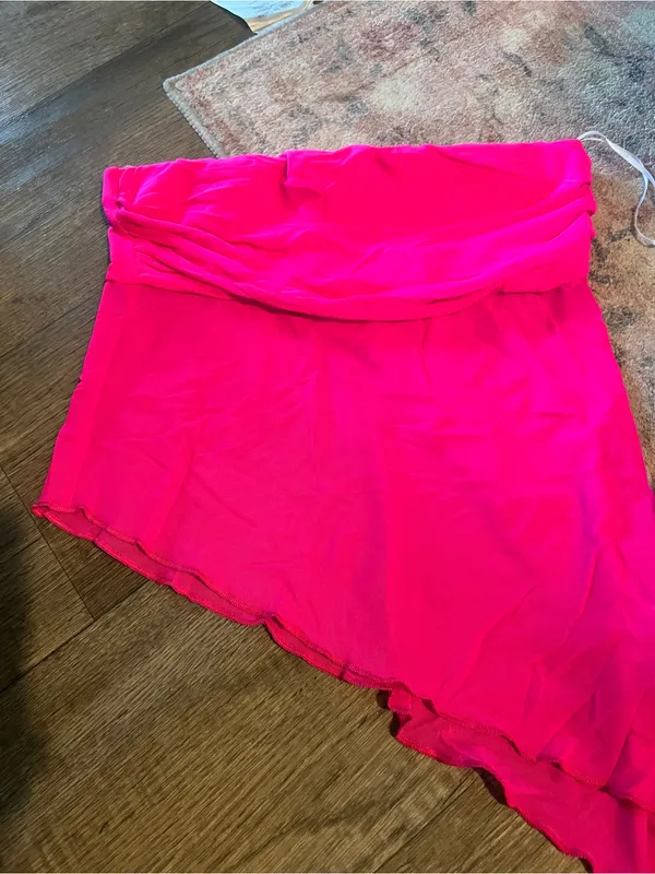 Urban outfitters Strapless Asymmetric Pink tube top - Image 6