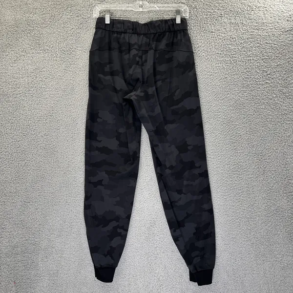 Lululemon On The Fly Jogger‎ Pants Heritage 365 Camo Black Athletic Women 4 x 28 - Image 2