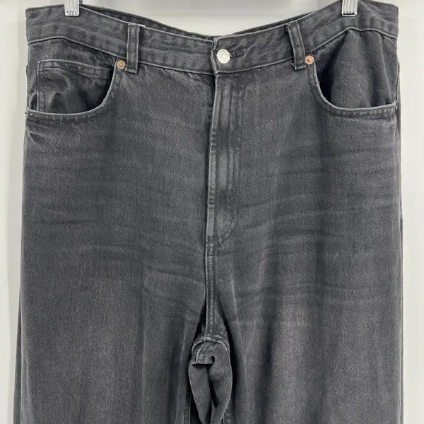 Zara High Rise Waisted Wide Leg‎ Raw Hem Black Denim Jeans Women's Size 14 - Image 5