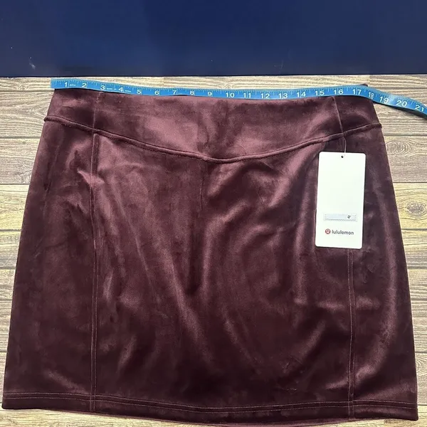 Lululemon Scuba High Rise Mini Skirt Velvet NWT Size XL (GARN) LW8AL9S - Image 3