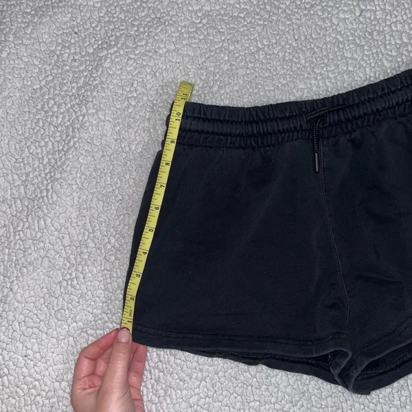 Gymshark Shorts - Image 9