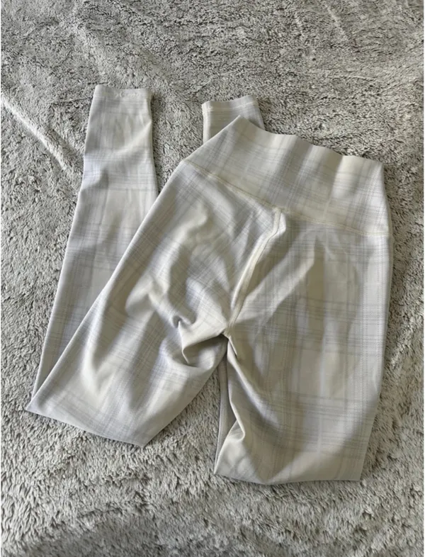 Alo Full-Length Yoga Leggings - Image 2