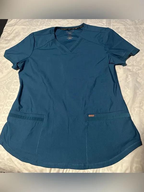 Cherokee women top scrub size medium - Image 3