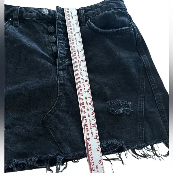 We The Free Black Denim Distressed Mini Skirt Euc - Image 3