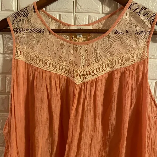 Umgee women’s blouse opening on back medium p1 - Image 5