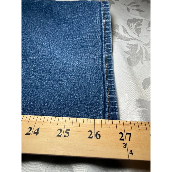 Old Navy Boot-Cut Jeans Womens 26 Plus Short Medium Wash Blue Stretch Denim - Image 4