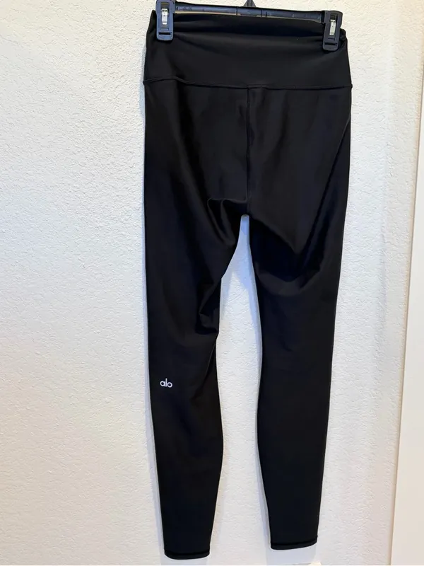Alo Yoga Airlift High Waist Midi Leggings In Black Size M - Image 6