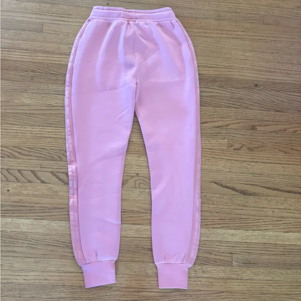 Guess pink sweat pants - Image 4