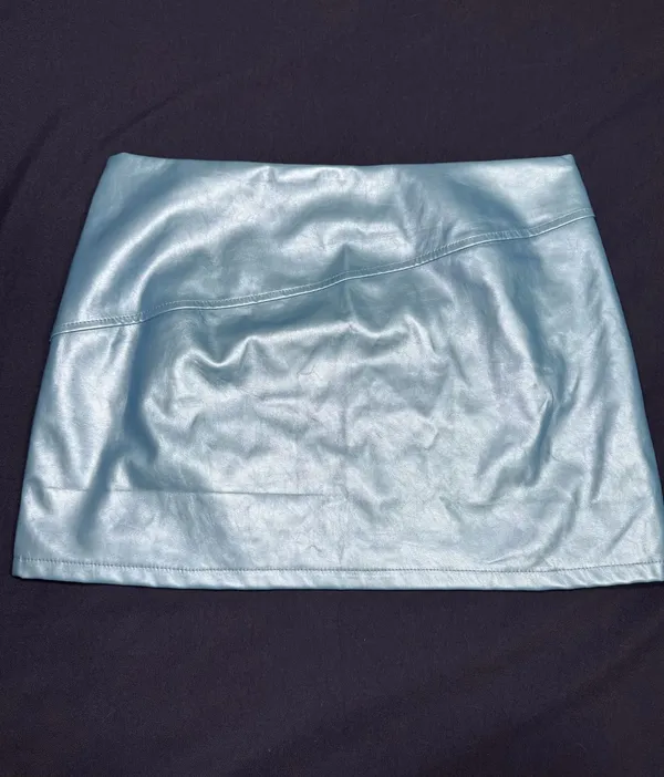 superdown REVOLVE Lucy Faux Leather Mini Skirt M Y2K - Image 3