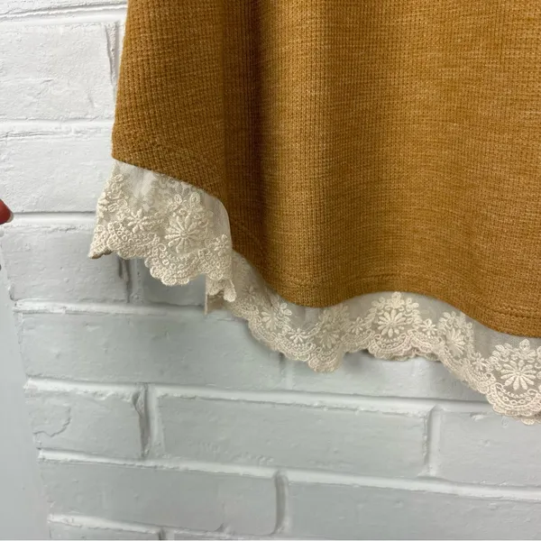 LOGO Lori Goldstein Waffle Knit Crotchet Trim Top Size XS - Image 7