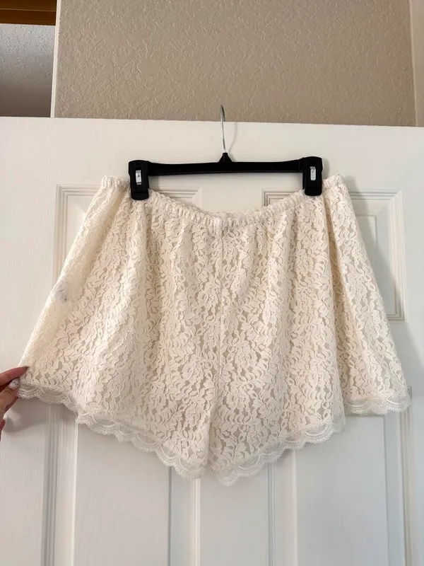 Peppermayo Cream Lace Shorts - Image 6