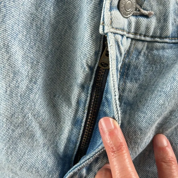 Abercrombie & fitch the 90s straight ultra high-rise light wash jeans 6 28” S​​​ - Image 8