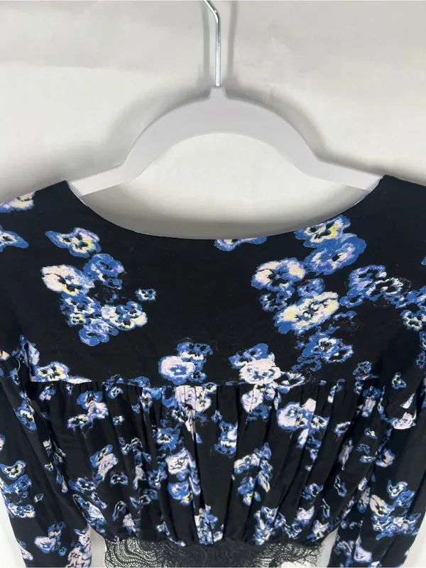 Free People‎ Black and Blue Floral Tie-Front Bodysuit - Image 10