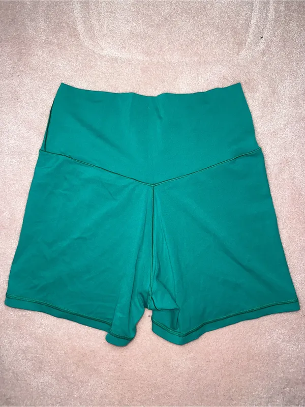 Offline Aerie Real Me Crossover Shortie Hi Rise 3” Inseam Vibrant Green Shorts - Image 2