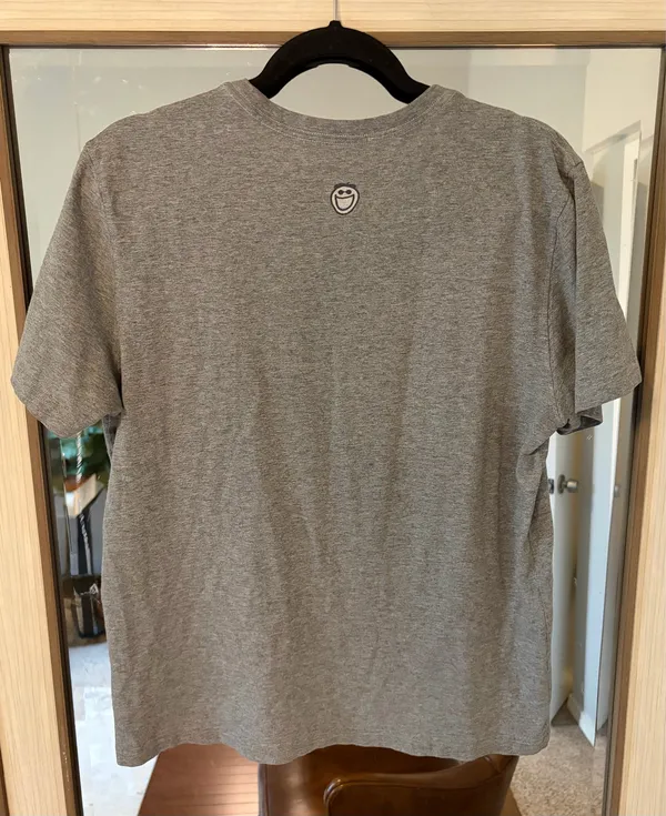 Life Is Good mens size M USA Flag Gray Tee short sleeve tshirt vintage look - Image 4