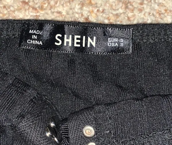 SheIn Crop Top - Image 2