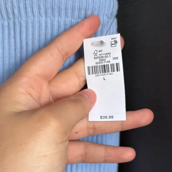 Old Navy light blue highest high-rise flare leggings size L - Image 4