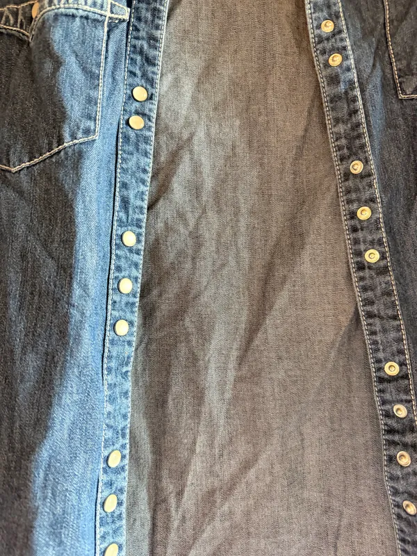 Free People Chambray Western Snap Button Shirt XS Oversized Lightweight Denim Blue Boho - Image 4