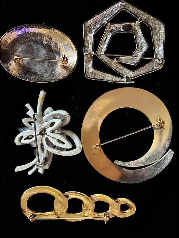 Vintage Brooch Pin Lot 5 Pcs Enamel Gold Tone Abstract Floral Geometric Jewelry - Image 3