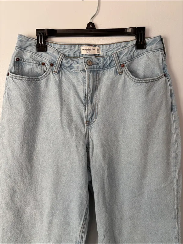 Abercrombie & Fitch Light Blue The Loose High Rise Jeans Sz 31/12 Retro Y2K - Image 3