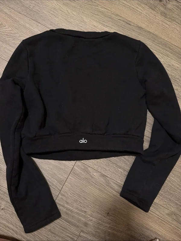 ALO Yoga Black Cropped Crewneck Sweatshirt - Image 2