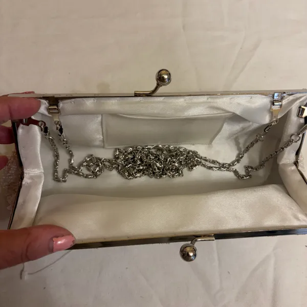 Chic Cream Beaded Clutch White - Image 13