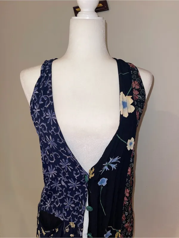 Women's Navy Floral Patchwork Sleeveless Top Blue - Image 2
