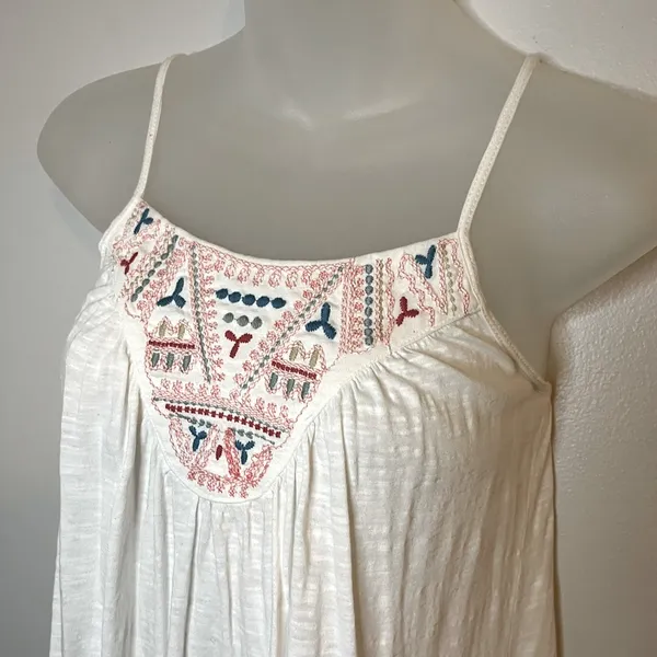 Red Camel Off-White Embroidered Tank Top Size XS - Image 3