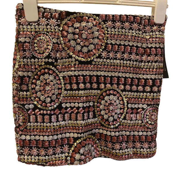 NWT WYLDR Sequin Skirt, Size XS - Image 4