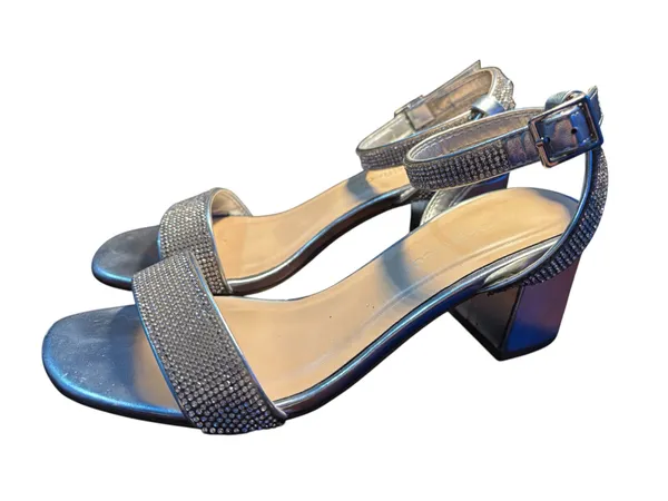 Silver heels block Size 6 - Image 2