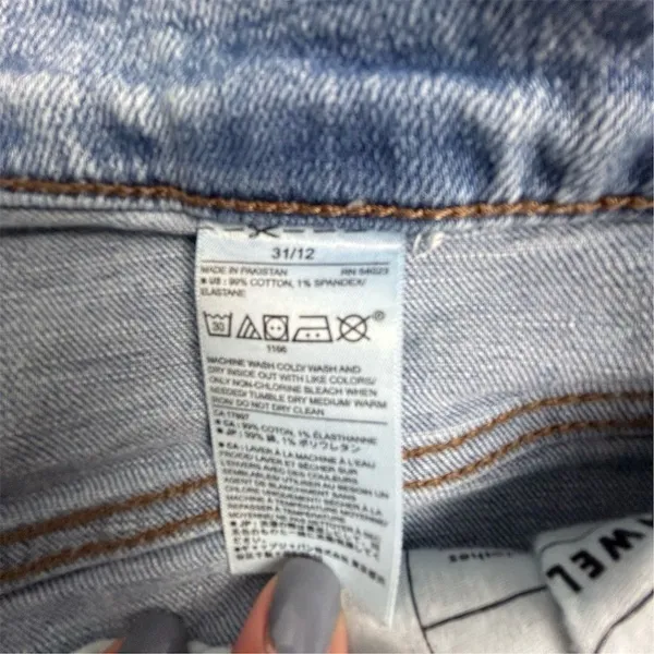 Banana Republic Women's High-Rise Straight Jeans Size 12 Blue‎ Light Wash - Image 6