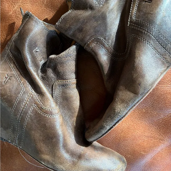 Frye Carson Wedge Bootie Women’s size 9 - Image 3