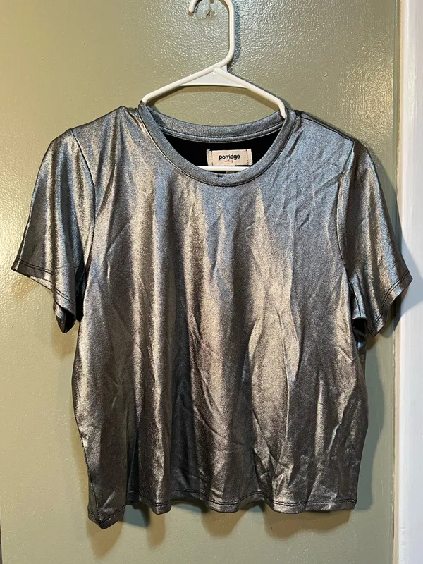 Porridge Anthropologie Women’s Size Medium Petite Shine Glam Tee Metallic Silver - Image 5
