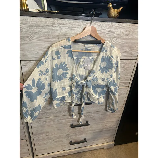 American Eagle Blue Floral Tie Front Crop Top Ruffle Blouse Small NWT 035-2351 - Image 3