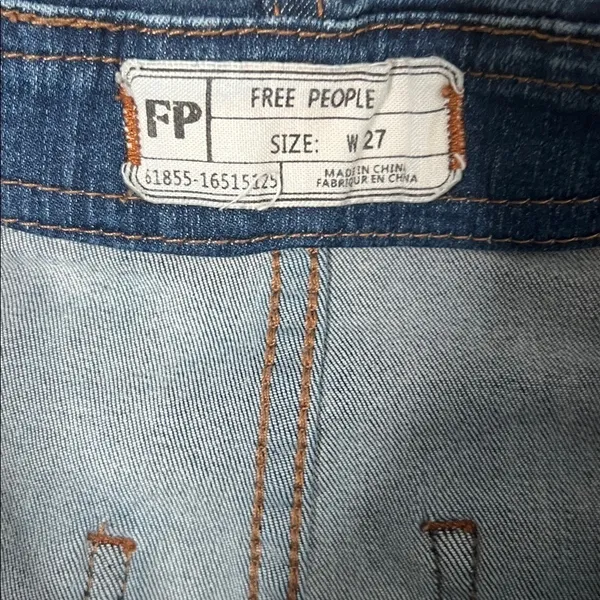 Free People Pull On High Rise Crop Flare Jeans Blue Stretch Denim Size 27 - Image 4