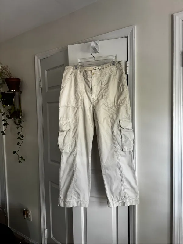 Abercrombie High Rise Baggy Cargo Pants Cream Relaxed Fit Utility Size 12 31 - Image 3