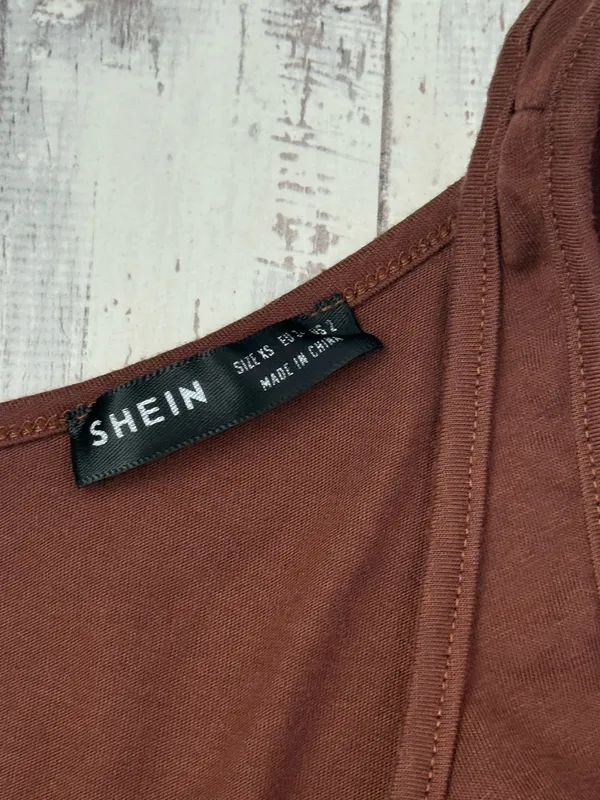 Shein One-Shoulder Skirt Set - Image 6