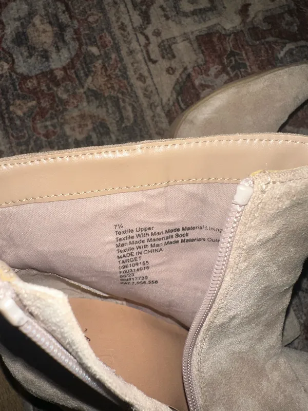 Target Boots Tan Size 7.5 - Image 3