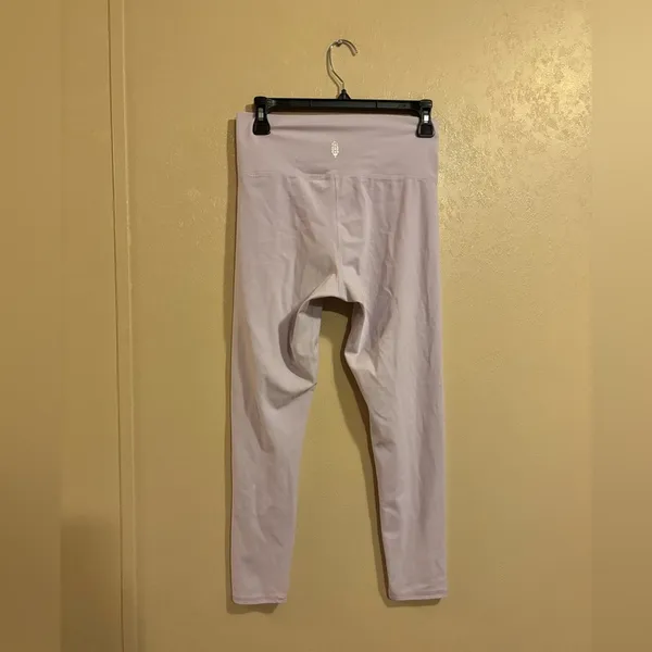 NWOT Free People Movement Never Better 7/8 Length Leggings sz M - Image 2