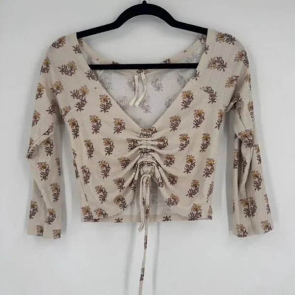 Anthropologie Sabrina Cinched‎ Crop Top Shirt neutral floral color Small Boho - Image 4