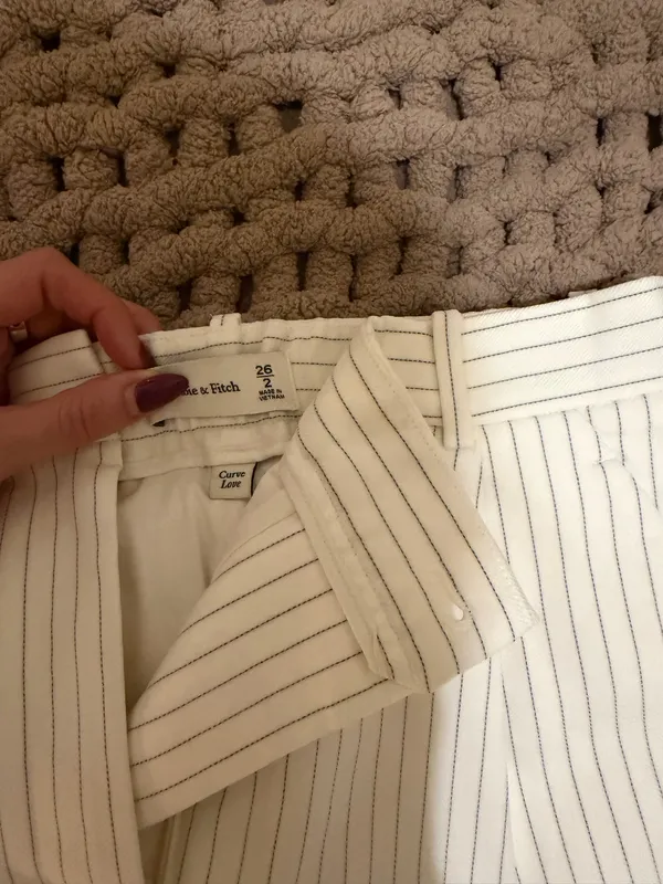 Abercrombie & Fitch Cream Pinstripe Wide-Leg Pants - Image 6