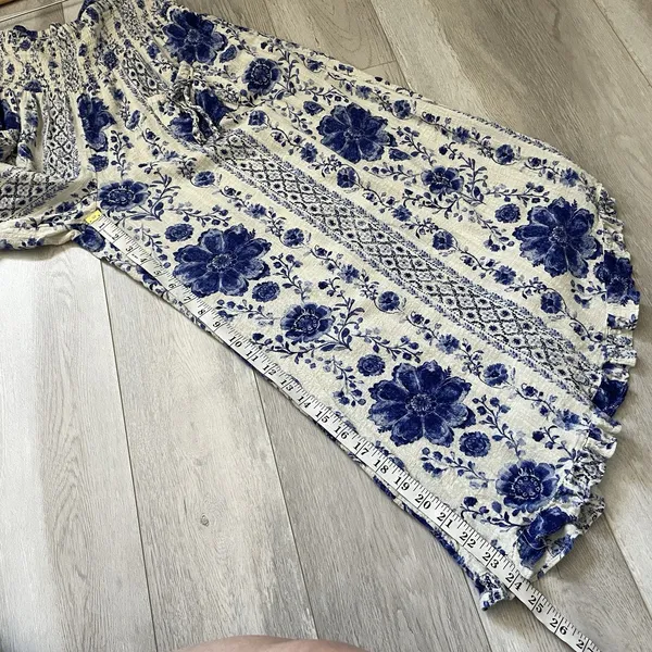 Urban Outfitters Pants smocked floral wide leg crop womens Blue (medium) boho - Image 3