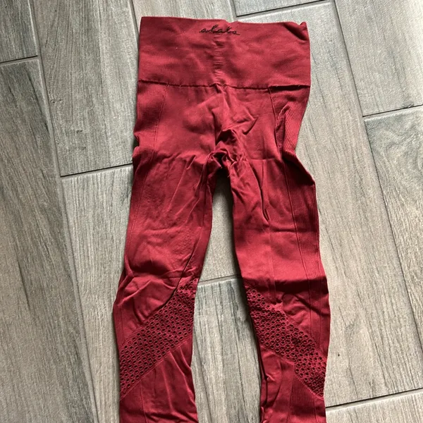 Alaska dark red leggings - Image 4