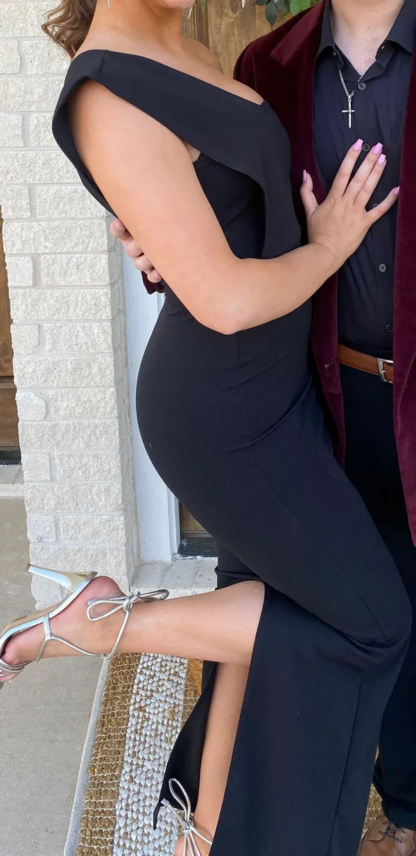 Pretty Little Thing Long Dress - Image 3