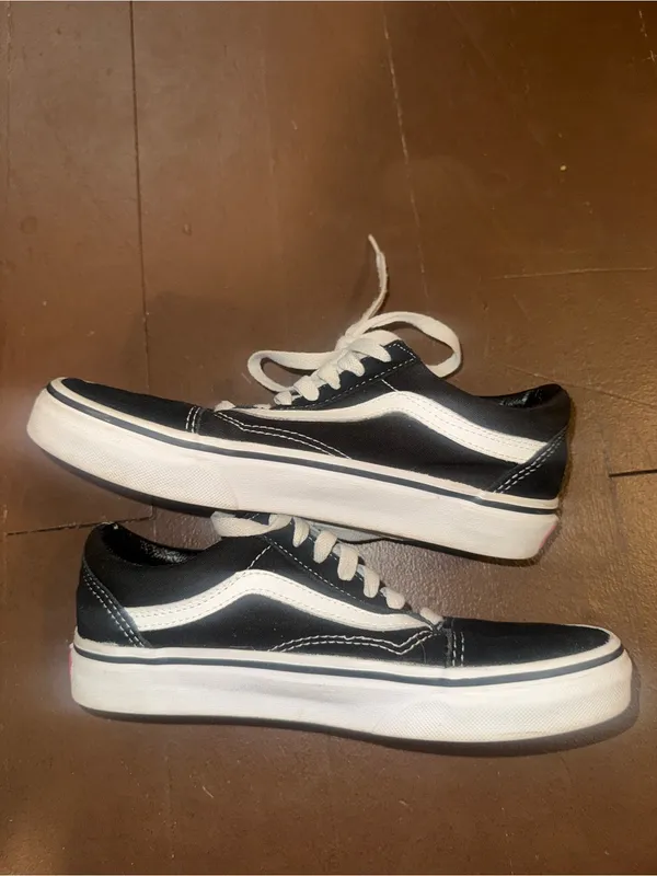 Vans Old Skool Sneakers - Image 2