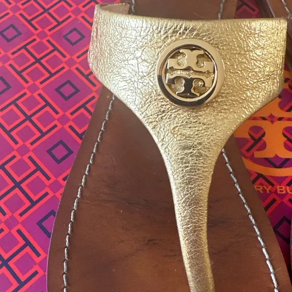 Tory Burch Cameron Gold‎ Leather Sandals 9.5 - Image 11