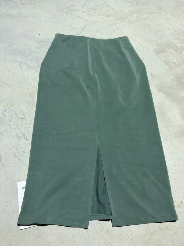 Lululemon NWT softstreme hr midi skirt Grey eucalyptus 6 MSRP$98 - Image 7