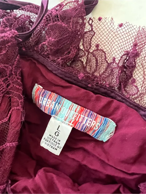 Urban Outfitters Burgundy Lace Mini Dress Size Large - Image 5